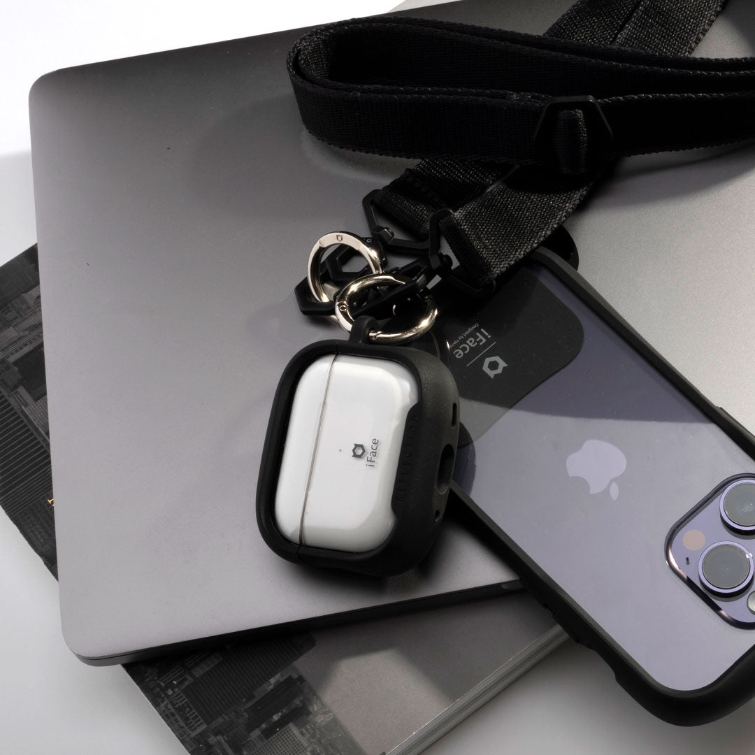 iFace Reflection AirPodsケース