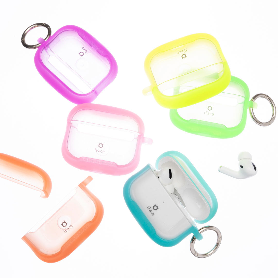 iFace Reflection AirPodsケース
