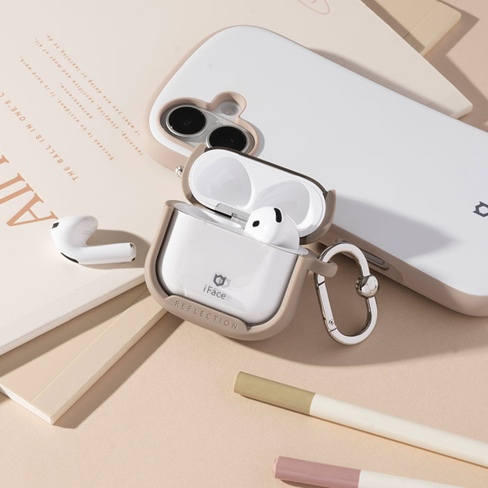iFace Reflection AirPodsケース