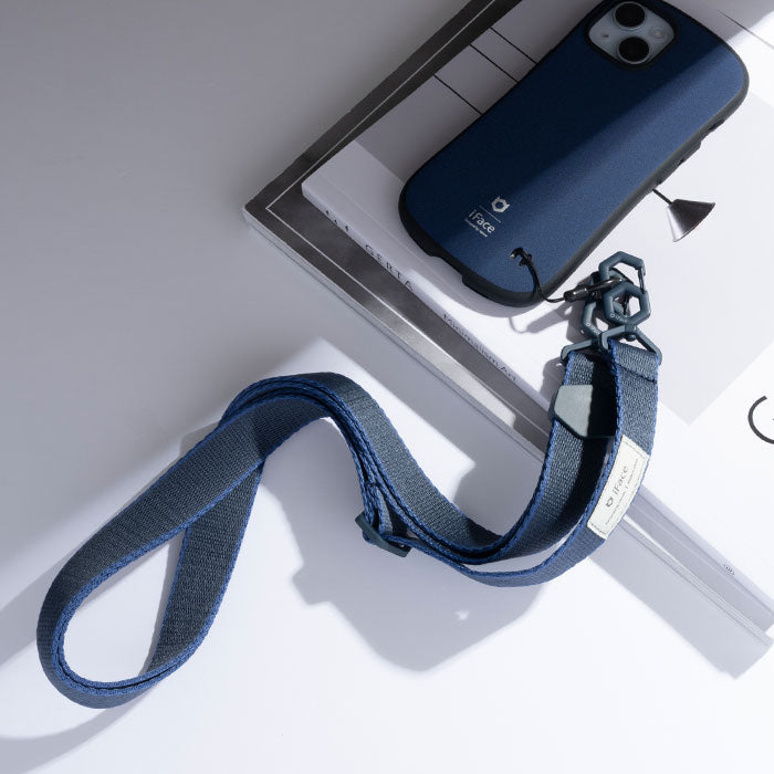 iFace Hang and ショルダーストラップ